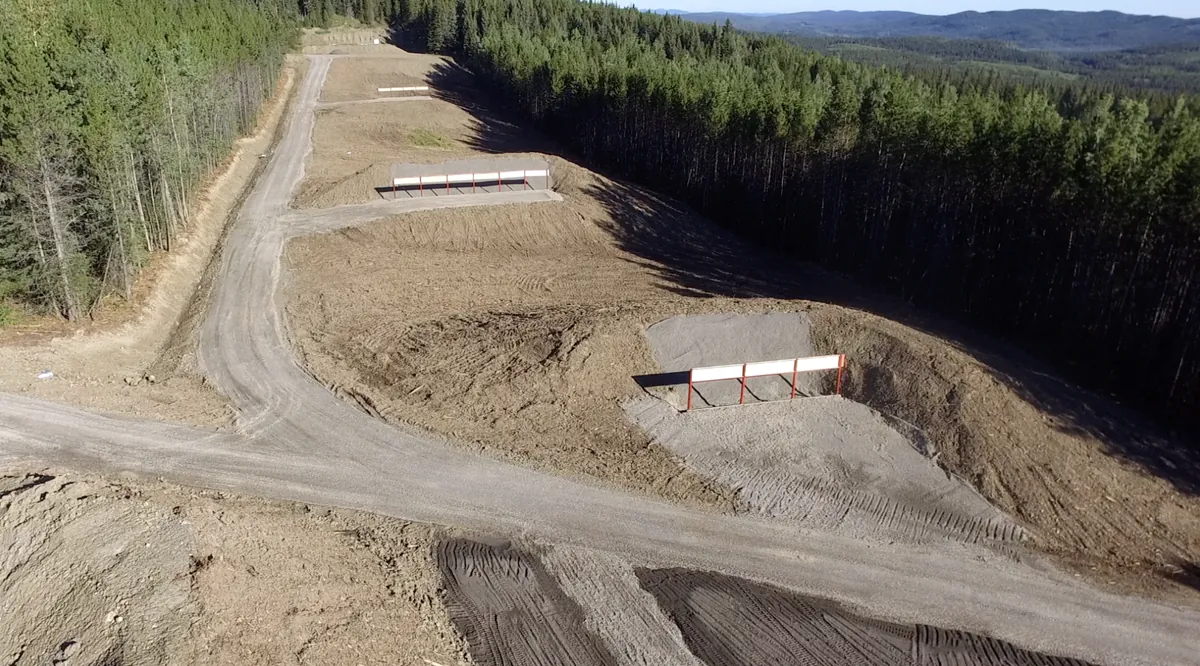 SRCC Rifle Range: 50, 100, 200 & 300m outdoor bays